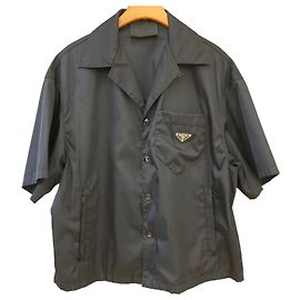 Prada Camisa de manga curta em nylon com logótipo triangular Preto Preto
