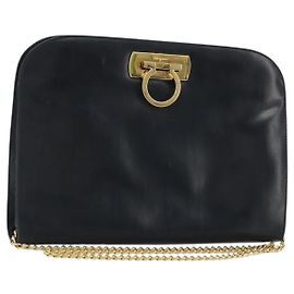 Salvatore Ferragamo Bolsa de Ombro Gancini com Corrente em Couro Navy Gold Outro