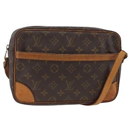 LOUIS VUITTON Monogram Trocadero 27 Shoulder Bag M51274 LV Outro