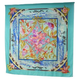 Hermès HERMES Carre 140 Schal
TROPIQUES
Cashmere Blue Andere