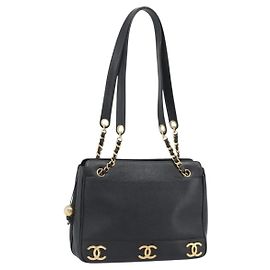 CHANEL Bolsa de Ombro Triple Coco Chain Pele Caviar Preta Gold CC Outro