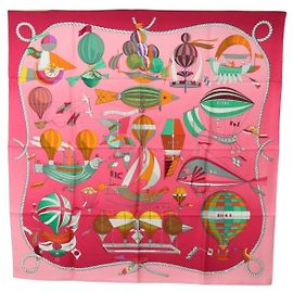 Hermès HERMES Carre 90 Schal
LES FOLIES DU CIEL
Seide Rosa Andere