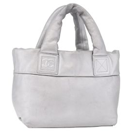CHANEL Bolsa Tote Cococoon Couro Silver CC Outro