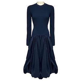 Jonathan Simkhai Robe midi en maille et taffetas Kenlie Midnight Simkhai Bleu Marine