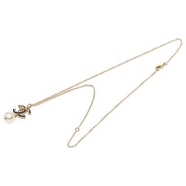 Colar com pingente barroco Chanel Gold Plated CC em pérolas artificiais douradas Dourado