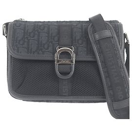 Borsa a tracolla Dior 8 Mini in jacquard Oblique nero e mesh Dior Nero