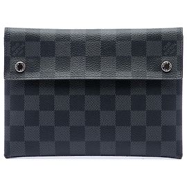 Louis Vuitton Black Damier Graphite Alpha Pochette MM Nero