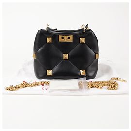 Valentino Garavani Roman Stud Small Handtasche aus Nappaleder Schwarz Schwarz