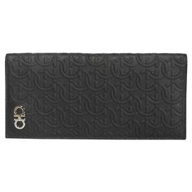 Salvatore Ferragamo Gancini Long Wallet Black