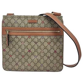 Bolsa Tiracolo Gucci GG Supreme Star Print Rosa Bege Roxo