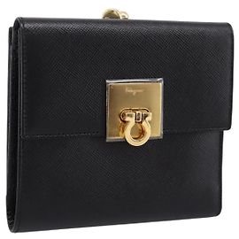 Salvatore Ferragamo Gancini Compact Trifold Wallet Leather Auth am12438V Black Golden