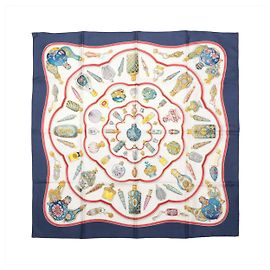 Hermès Carré 90 "Qu'importe le Flacon"
Pañuelo de seda Navy x White Azul marino