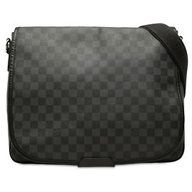 Borsa a tracolla Louis Vuitton Damier Graphite Daniel GM Nero