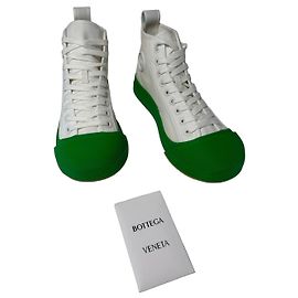 Bottega Veneta Vulcan Sneaker in Canvas Bianco e Verde Parakeet Bianco Verde