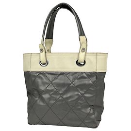 mala Chanel Paris Biarritz Tote PM Marrom Cru