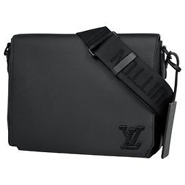 Louis Vuitton Takeoff Messenger Shoulder Bag Black