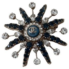Broche Estrela Chanel com Cristais Branco Azul Hardware prateado