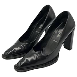 Prada Black Leather Pointed Toe Block Heel Pumps Black