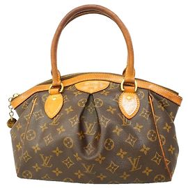 Bolsa Louis Vuitton Monogram Tivoli PM Marrom