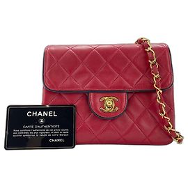Borsa a tracolla Chanel Mini Matelassé in rosso Rosso