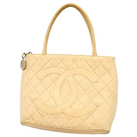Chanel Tote Bag aus beigem Lammleder Beige