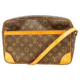 Louis Vuitton Monogram Trocadero 30 Shoulder Bag Brown
