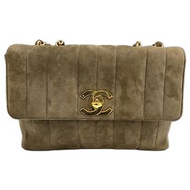 Borsa a tracolla Chanel Mademoiselle in verde Verde