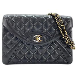Borsa a tracolla Chanel Matelassé 25 Nero