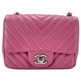 Bolsa de Ombro Chanel Rosa Rosa