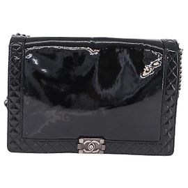 Chanel Reverso Boy Flap Patent Old Medium Nero