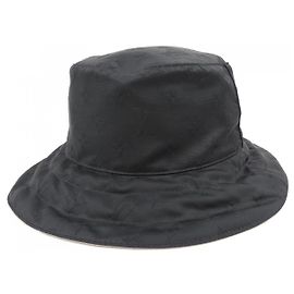 Louis Vuitton Bonnet Monogram Appearing Hat Noir