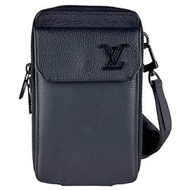 Louis Vuitton Leather Shoulder Bag Black