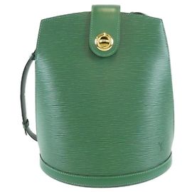 Sac à épaule Louis Vuitton Epi Cluny M52254 Vert