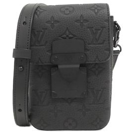 Portafoglio Verticale Louis Vuitton Taurillon Monogram S-Lock Nero