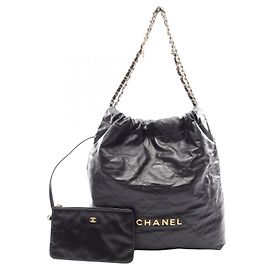 Borsa a spalla Chanel Matelassé 22 Large Nero