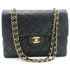 Chanel Timeless - Classic Double Flap Quilted Lambskin Medium Noir