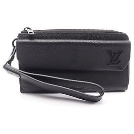 Louis Vuitton Zippy Wallet Black