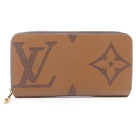 Louis Vuitton Zippy Wallet Brown