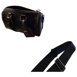 Louis Vuitton Keepall Bandoulière 25 Monogram Eclipse Reverse M46271 Noir Gris