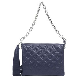 Borsa a tracolla Louis Vuitton Monogram Coussin PM Blu navy