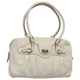 Salvatore Ferragamo Fivela Gancini em Couro Large Branco