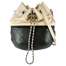 Borsa a tracolla Chanel in beige e nero Nero Beige
