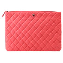 Pochette Chanel Matelassé Rose
