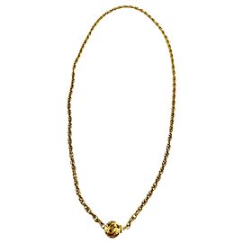 Collier pendentif rond Chanel CC plaqué or avec logo texturé Doré