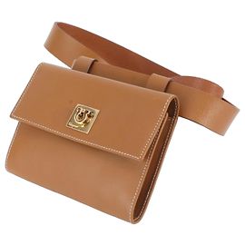 Bolsa de cintura em couro Gancini Salvatore Ferragamo Marrom
