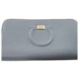 Monedero de piel azul Salvatore Ferragamo Azul