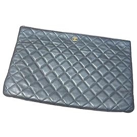 Bolsa de couro acolchoado Chanel Preto