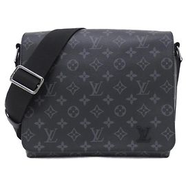 Borsa a tracolla Louis Vuitton Monogram Eclipse District PM Nero
