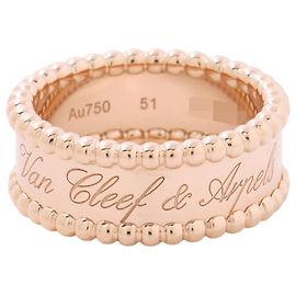 Bague Perlee Signature Van Cleef & Arpels Doré