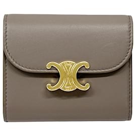Céline Celine Bi-fold Leather Wallet Brown
